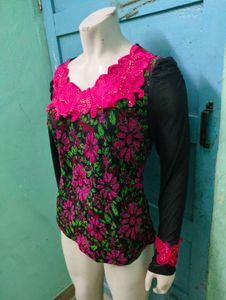 Beutiful Multicolour Top