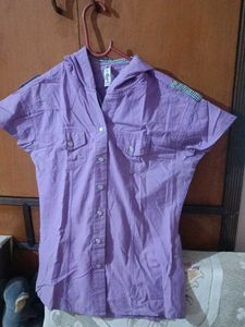 Half Sleeves Top With Hoodie