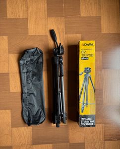 DigiTek Lightweight DV Tripod