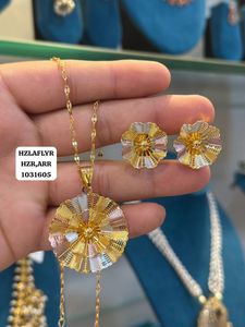 Elegant Gold Plated Necklace &amp; Earring Set