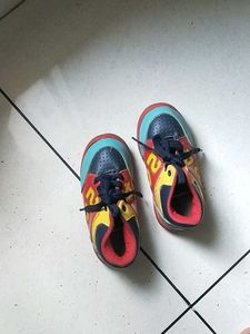 10 No. Shoes