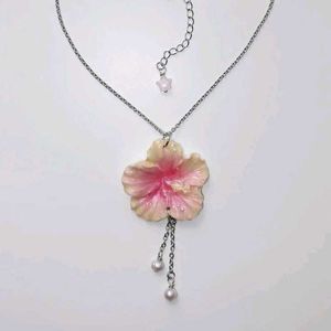 Hibiscus Flower Pendant Necklace