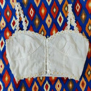 Daisy Trim Floral Crop Top
