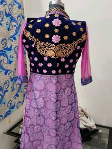 Elegant Embroidered Kurta