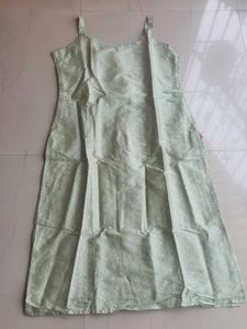 Varanga Green Zari Kurta With Trousers And Dupatta