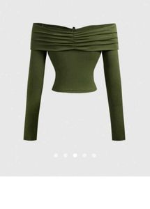 💚Savana Olive Off-Shoulder Top