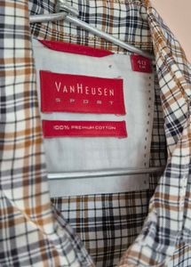 Men&#39;s Casual Shirt