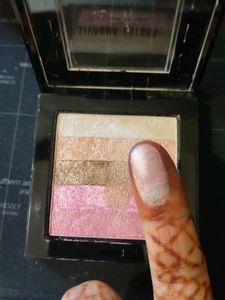 Shimmer Brick Highlighter