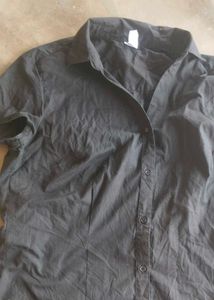 Black Short Sleeve Button Down
