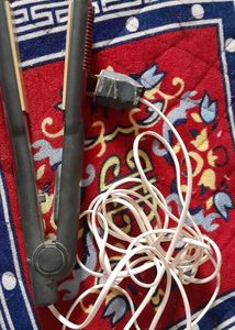 Nova Hair Straightener