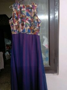 Multicolour Smart Georgette Gown In L Size