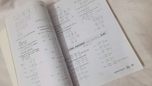 class 12th Mathematics Refrence Book