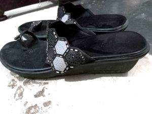 Black Sandals with Geometric Detail