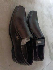 Mens Formal New Shoes (UK6)