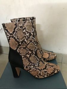 Printed Boots
