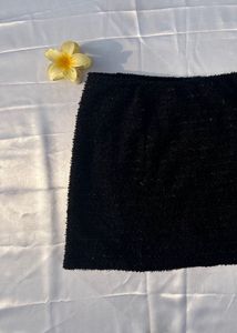 Black summer skirt