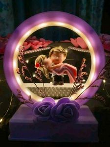 Musical Couple Showpiece With Lights