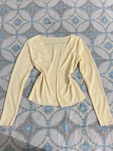 butter yellow cardigan top 🧈