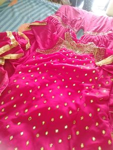 Rani Beautiful Grara Suit