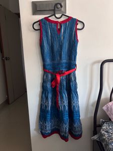 Blue dress