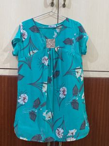Sea Green Top Floral Flowers Size Xl