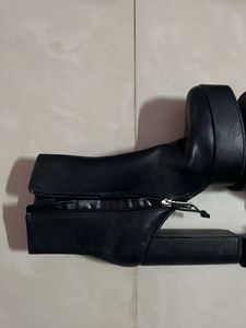 Zara Platform Boots Ankle Length With Tag
