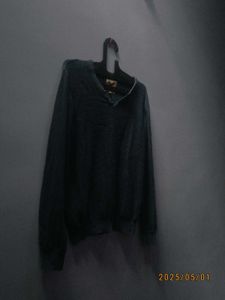 Men&#39;s Long Sleeve V-Neck Shirt
