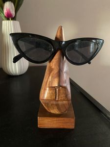 Woden Glasses Holder