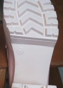 Beonza Peach Heels