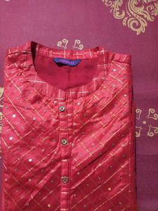 Elegant Embroidered Kurta
