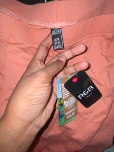 “Sleek &amp; Chic: Affordable Everyday Leggings