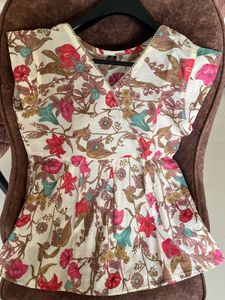 Sale !! New Floral Print Short Trendy Top
