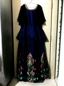 Dark Blue 💙 Peplum Gown