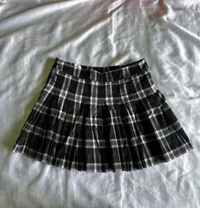 Plaid Mini Skirt Outfit