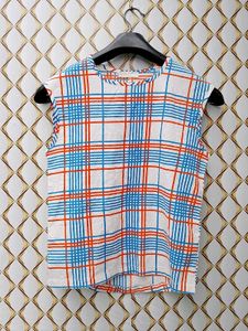 New With Tag Korean Art Boxy Cute Top