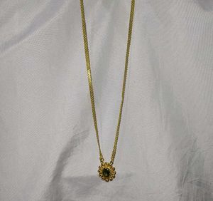 Green Pendant Gold Necklace