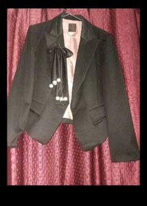 Elegant Black Blazer