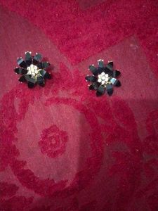 Nyc Product....Very Gud Condition