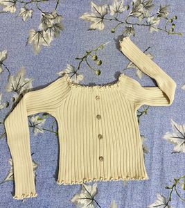 Stretchable Women Offshoulder Tops Size:S