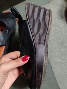 Price Drop⏰ Leather Wedges