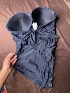 Chic padded One Piece Swimsuit