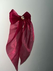 Chic Burgundy Bow Hair Accessory