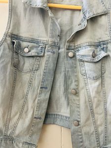 Denim jacket sleeveless