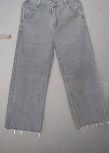 STREACHABLE JEANS GIRL