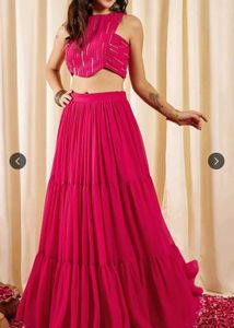 Inddus Embellished sleeveless crop top with skirts