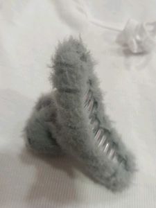 Grey Pinterest Style Clutcher Clip!