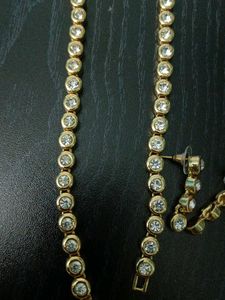 Kundan Studded Gold Necklace