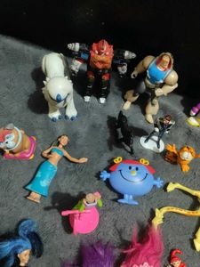 33 Set Miniature Toys