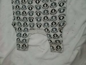 Sleeveless Short Kurti