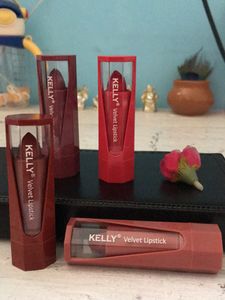 Kelly Velvet Lipstick Bundle